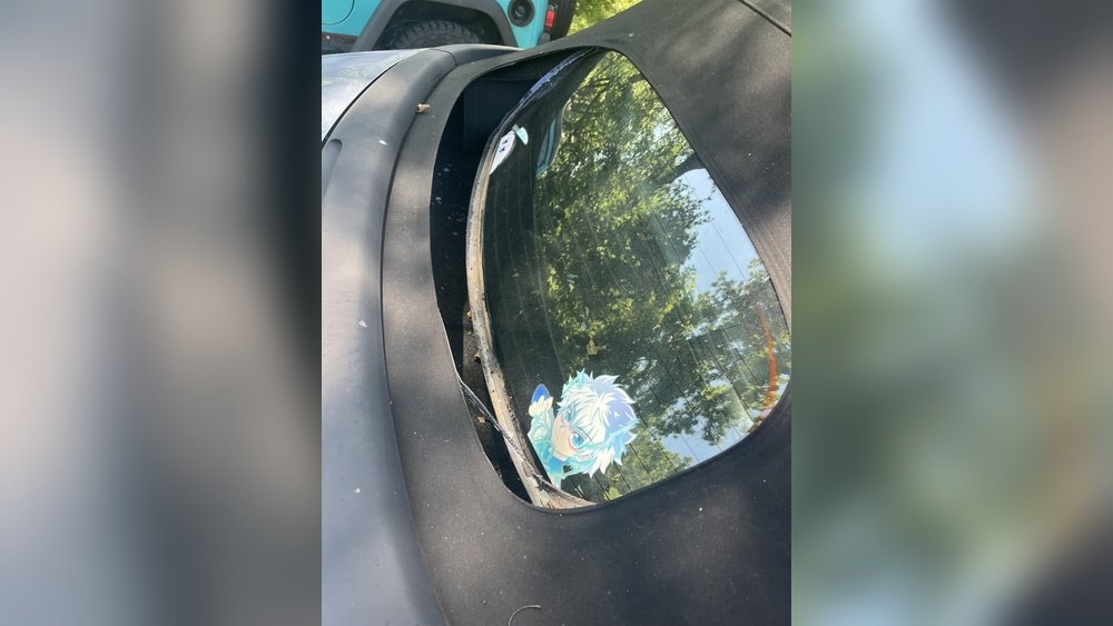 How to Fix Back Window on Toyota Solara Convertible